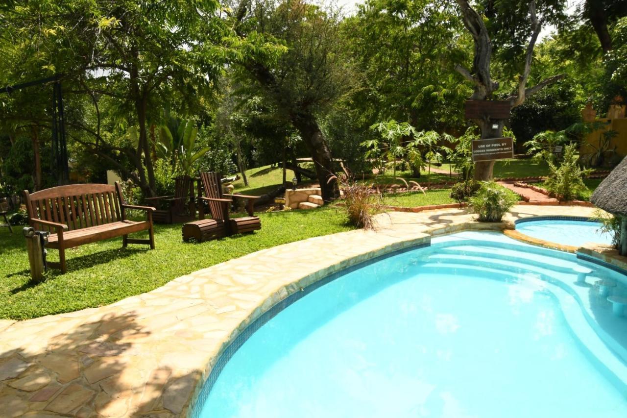 Tambuti Lodge Rundu Exterior foto