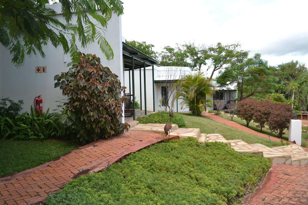 Tambuti Lodge Rundu Exterior foto